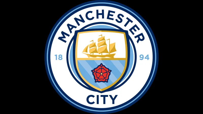 Cầu thủ Arsenal và Man City tranh chấp bóng trên sân - Phong độ gần